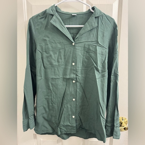 Old Navy Green Button-Up Shirt - Picture 1 of 7